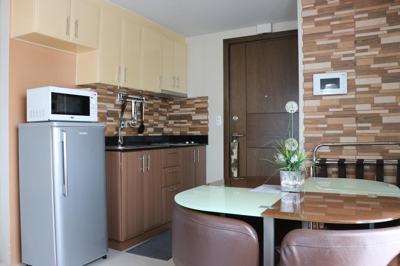 One Palm Tree Villas Manila Zewnętrze zdjęcie