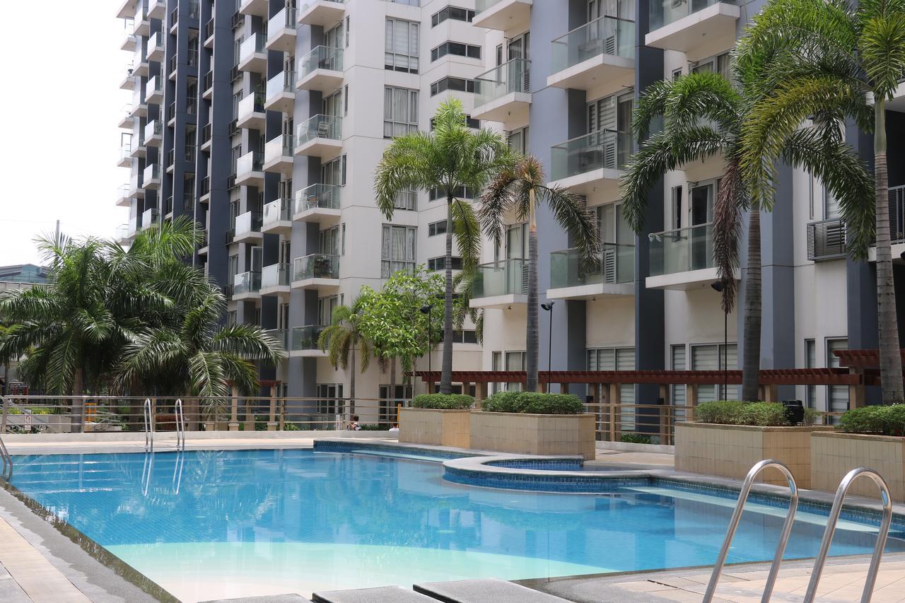 One Palm Tree Villas Manila Zewnętrze zdjęcie